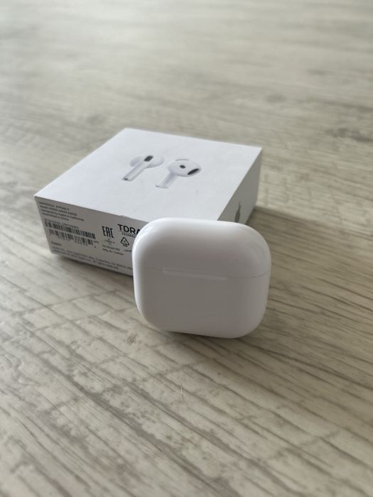 Наушники Air Pods 4