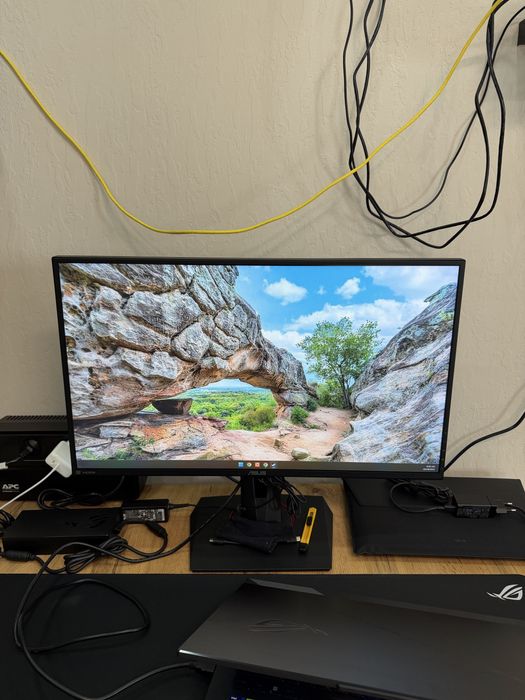 Монитор Asus 27’