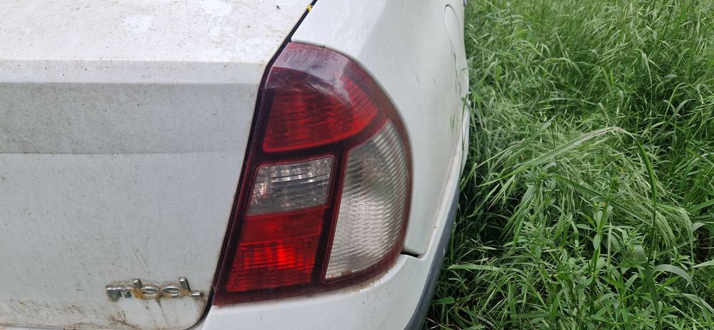 RENAULT Clio 2005 — imagine 1