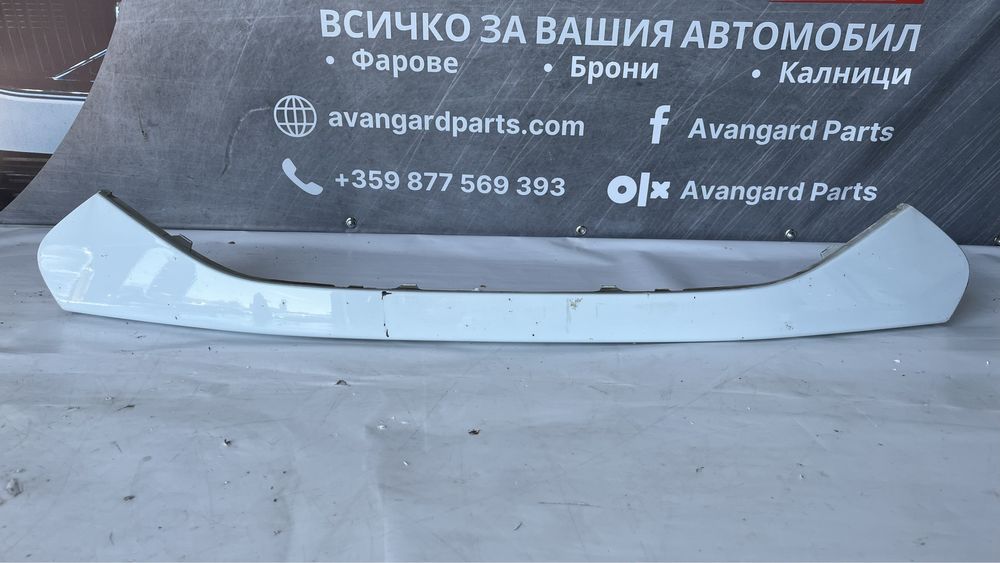 Лайстна под предна решетка Hyundai ix35 (2009-2015)