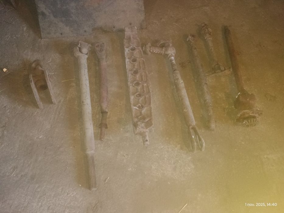 Vând piese U650 second