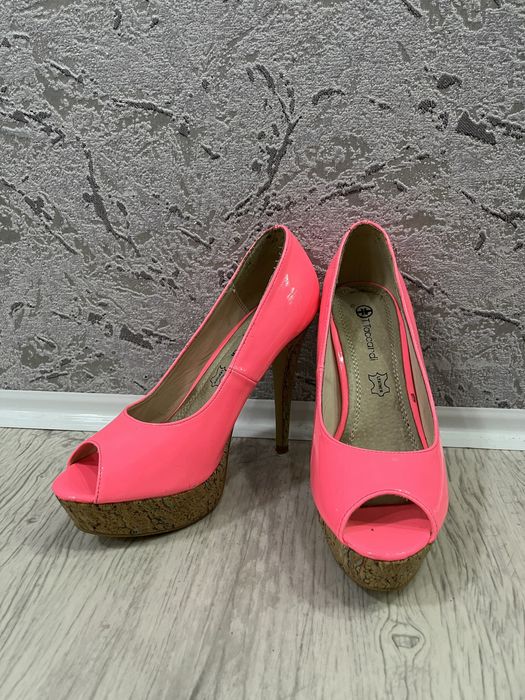 Распродажа туфлей