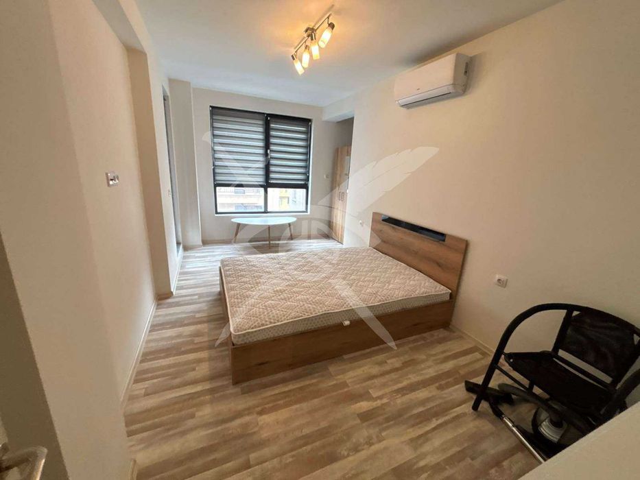 Дава се под наем Четиристаен апартамент в Пловдив, Младежки Хълм - 120 кв.м за 1097.01 € - Снимка #4