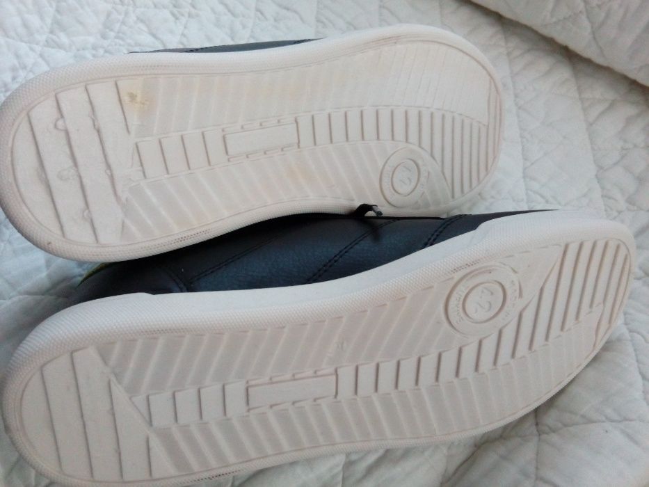 Спортни обувки