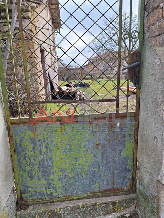 Продава се Парцел в с. Звездица, Област Варна - 490 кв.м за 136 €/кв.м - Снимка #6