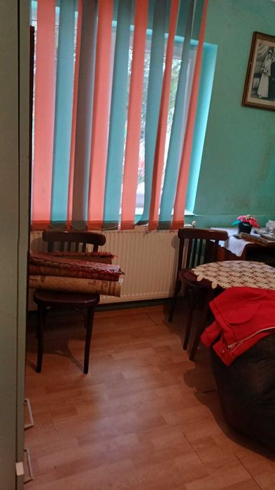 Vand apartament  2 camere