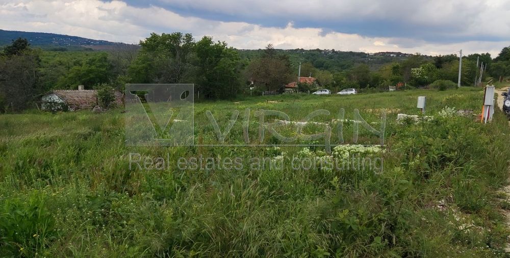 Парцел в Варна-Галата площ 3970 цена 397000