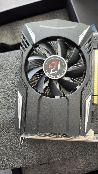 Видео карта ASRock Phantom Gaming Radeon RX550 4G, 4GB, GDDR5, 128 bit