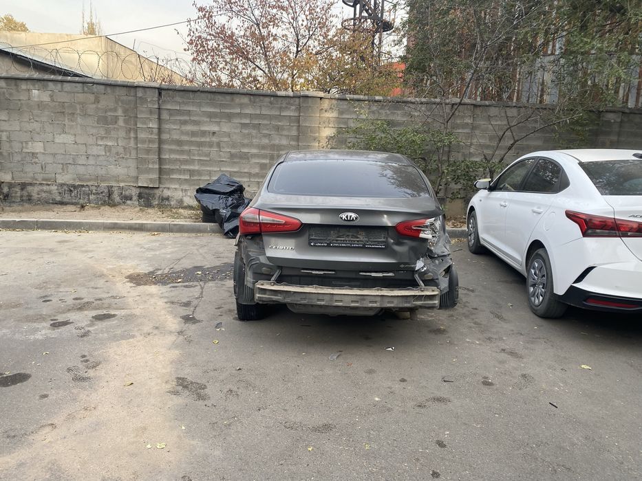 Продажа машины Kia Cerato 2013