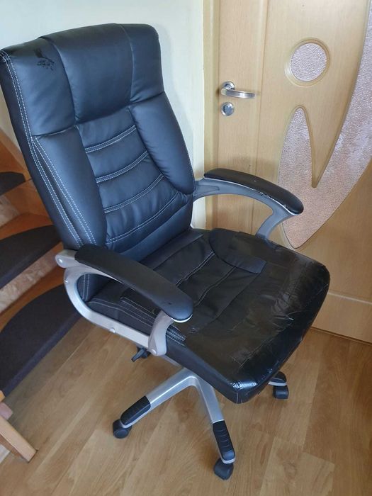 Scaun de birou ergonomic, piele ecologica + birou calculator cu suport