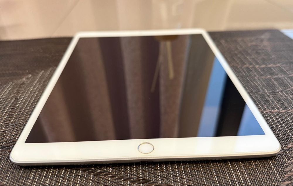 iPad Air 3- Generatia a 3-a