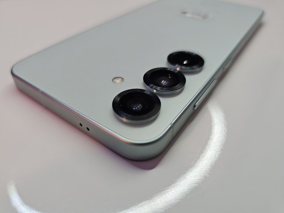 Samsung Galaxy S25 256GB Mint