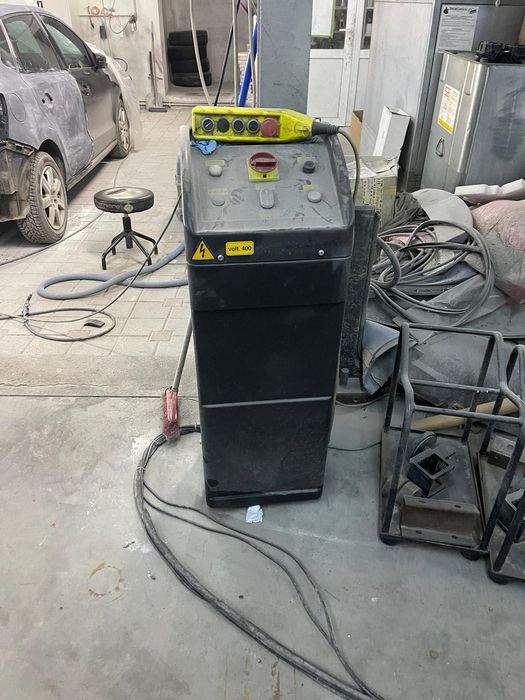 Stand indreptat caroseri