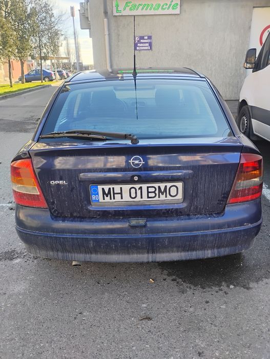 Vând mașina Opel Astra G