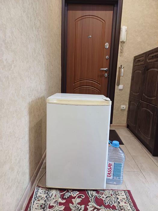 Продаются 2 однокамерные тумба-холодильника. Есть возможность доставки