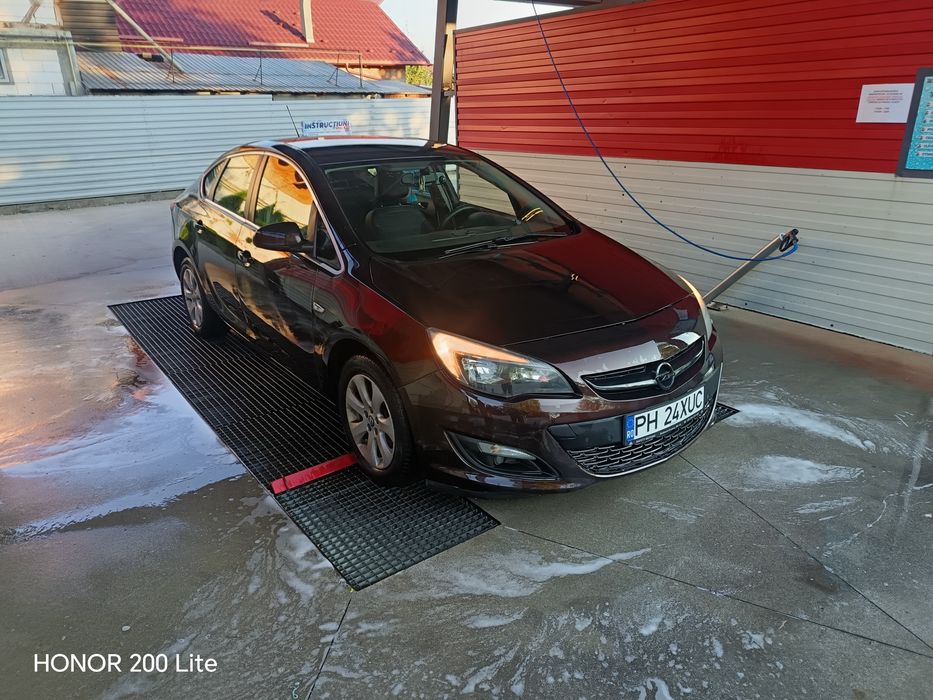 Opel Astra j 2016