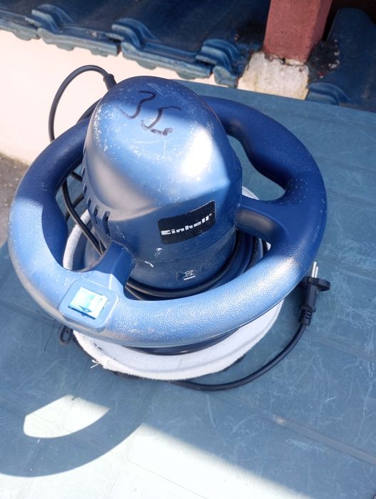 Машина за полиране и пастиране.