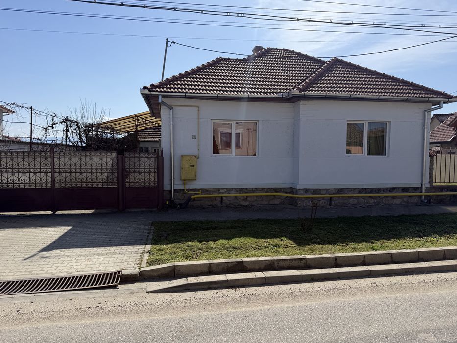 Se vinde casă în Hațeg