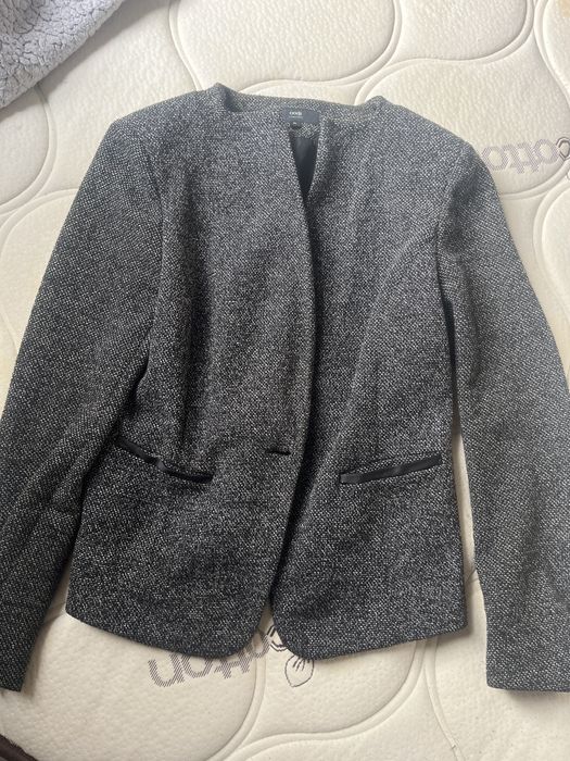 Отдам женские вещи