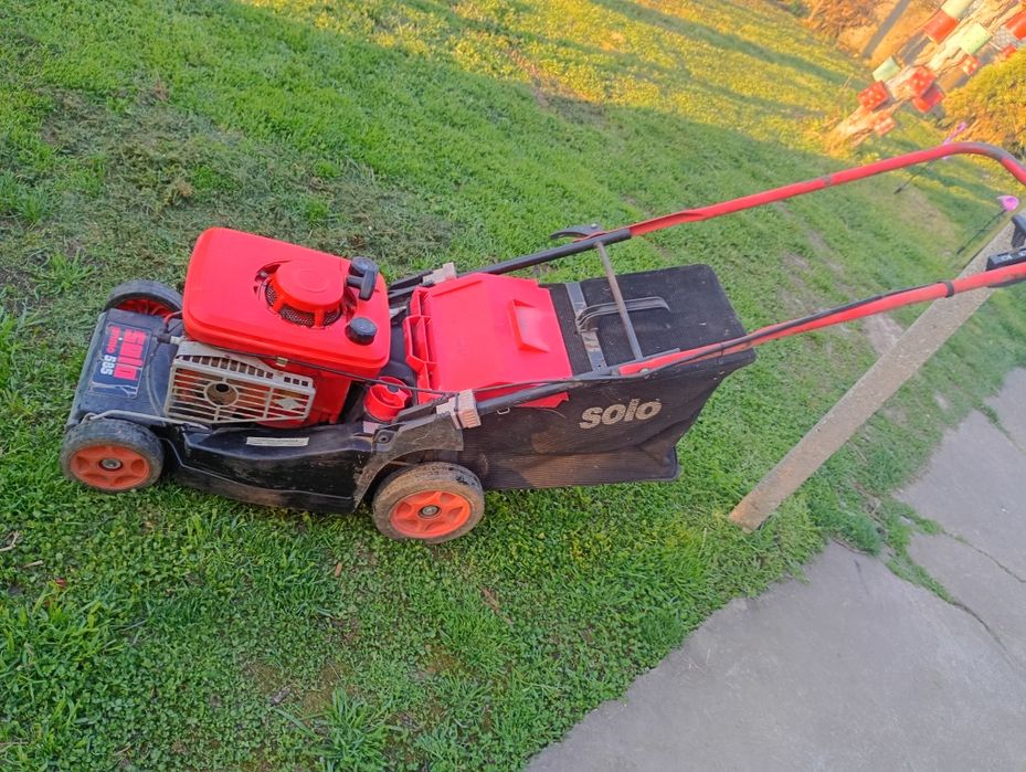 Продава се Косачка  Solo