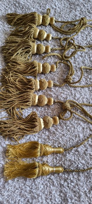 Держатели для штор кисти