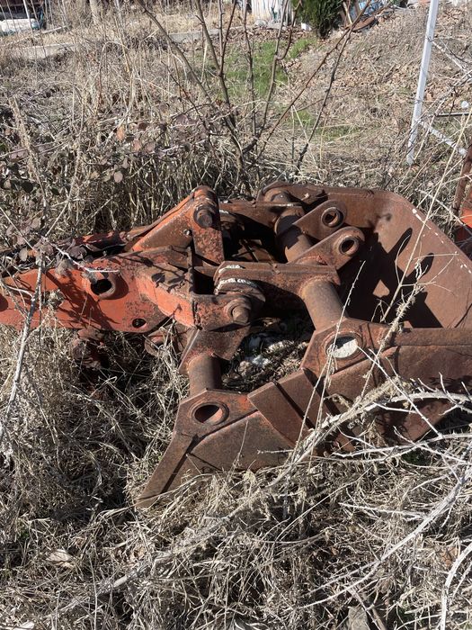 Трактор/багер юмз