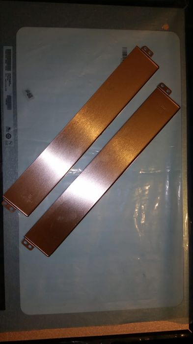 Продам матрицу 15.6  диагонали