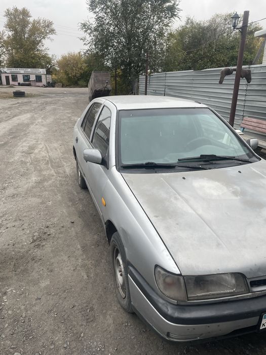 Ниссан сани на активном ходу