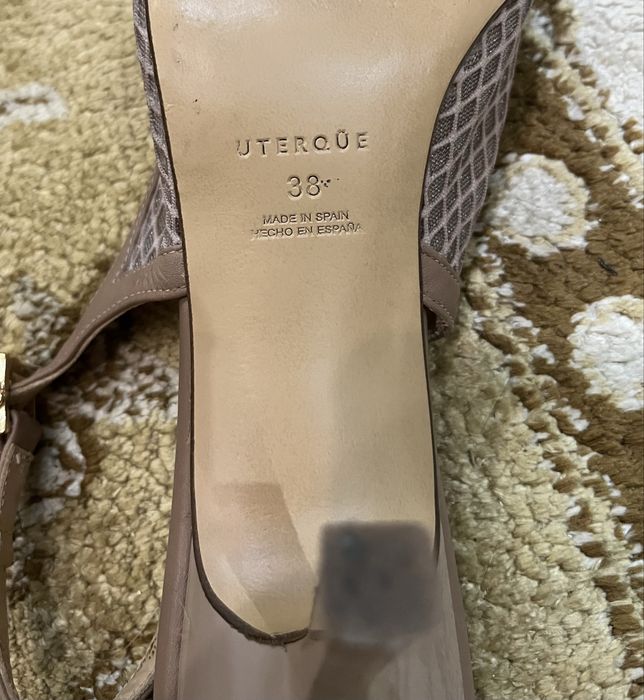 Босоножки Uterqüe