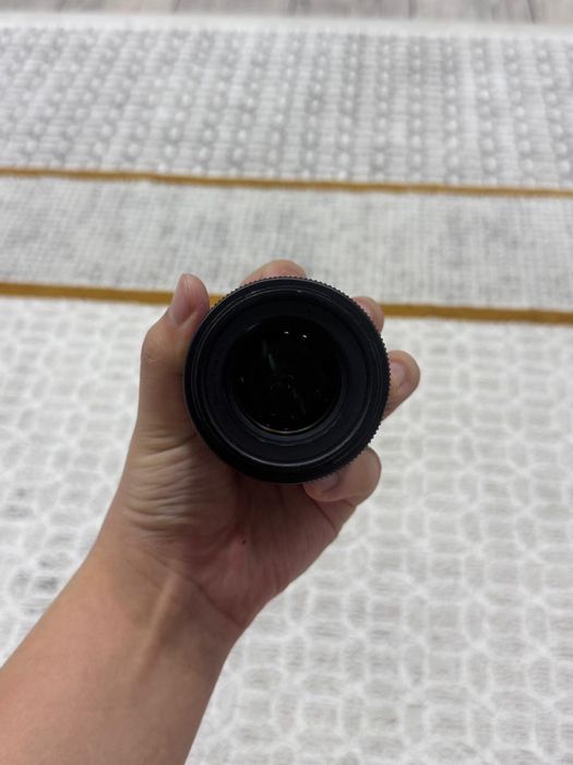 Sigma 30mm 1.4f срочно