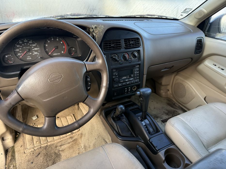 Нисан Патфайндер 3,3 150кс на части/Nissan Pathfinder 3,3i 150ks 1999