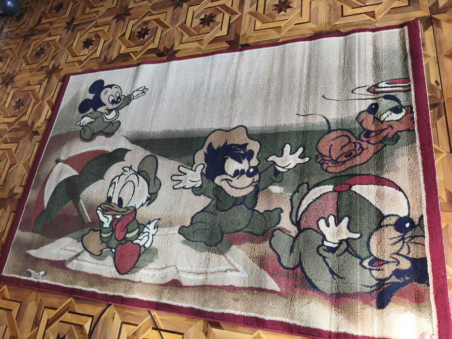 Продаются ковры в хорошем состоянии каждый по 200 000сум