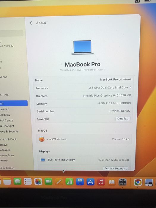 Apple  MacBook