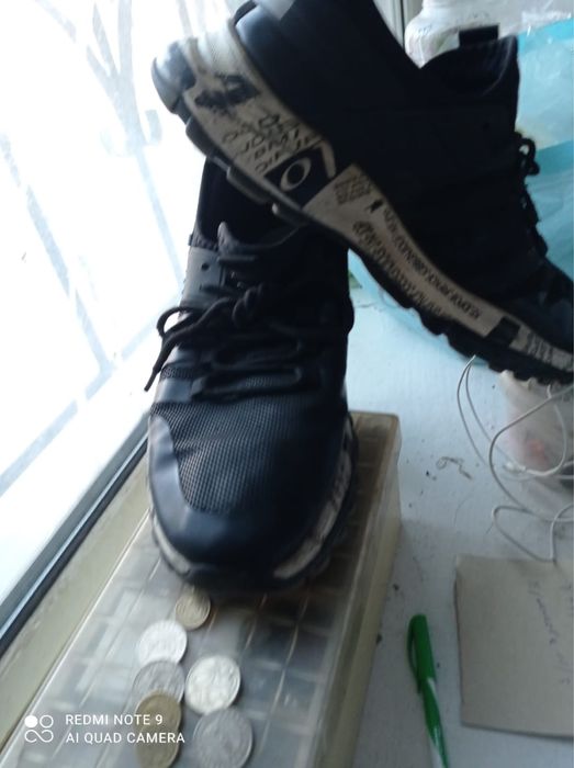 Продам кросовки