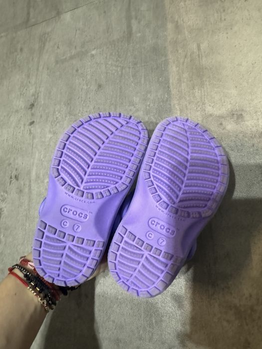 Slapi Crocs nr.24
