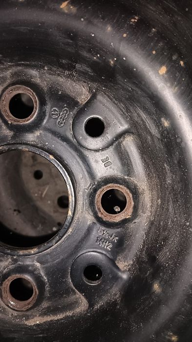 Комплект дисков в хорошем состоянии.