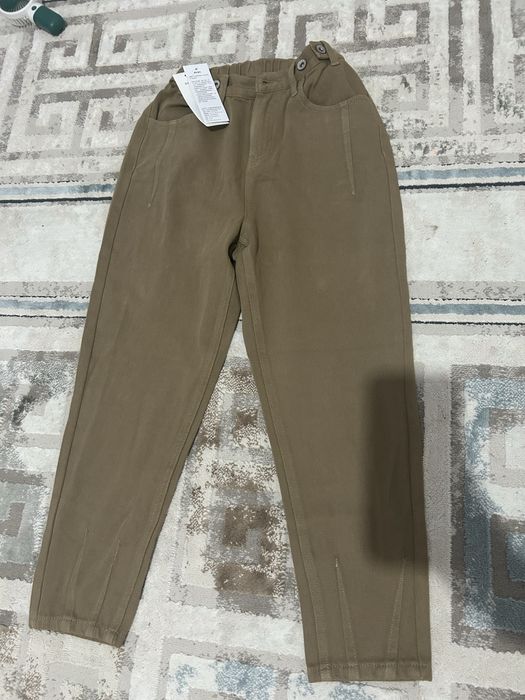 Продам джинсы новая