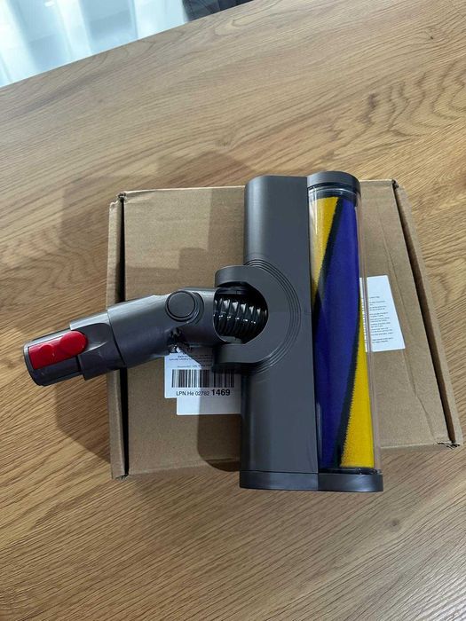 Perie moale pentru Dyson V7 V8 V10 V11 V15  - soft roller LED - Noua