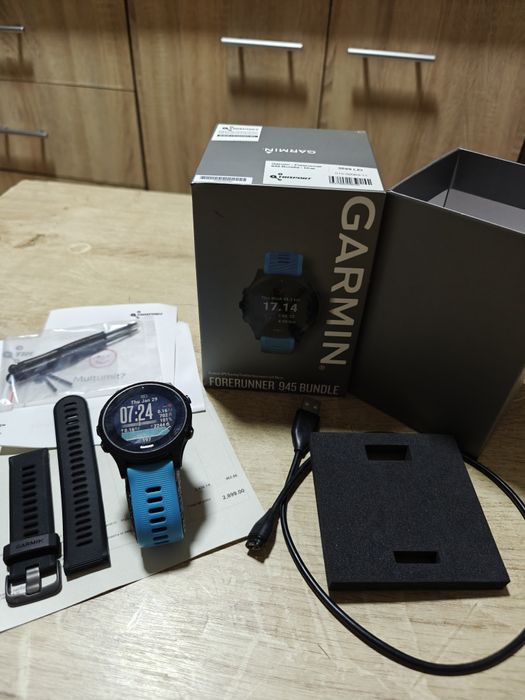 Garmin Forerunner 945 Bundle