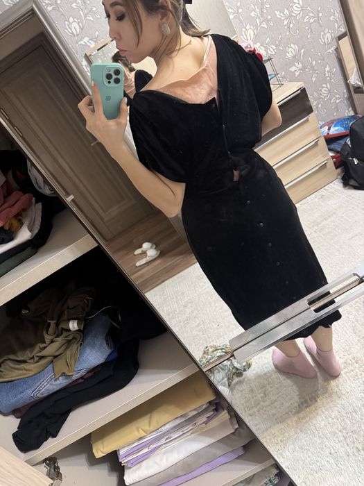 Продам б/у платья