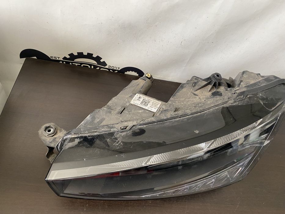 Far stanga halogen si led Skoda Scala