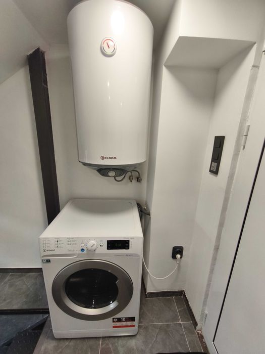 Продава се Тристаен апартамент в Варна, Операта - 80 кв.м за 11 €/кв.м - Снимка #8