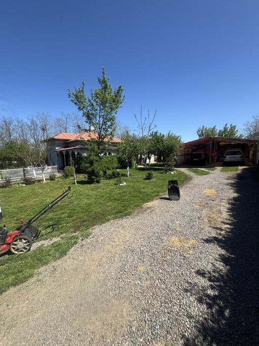 Vand casa + 2100 mp teren Frumusani