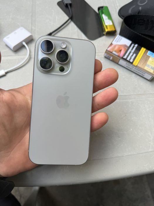 Iphone 16 pro 256 gb още е в гаранция