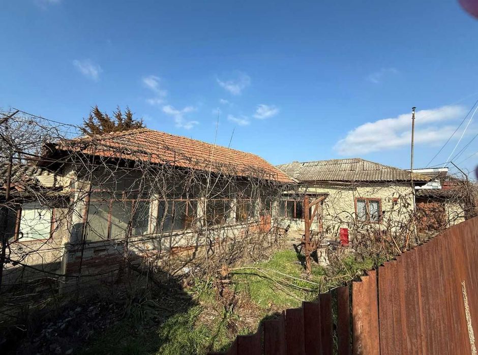 De vânzare Casa Giurgiu