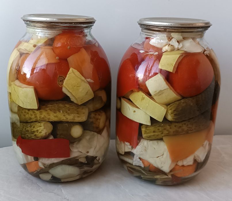 Продам овощное ассорти.