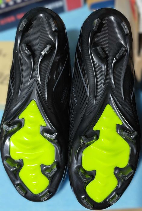 футболни бутонки Fez200W 42 номер