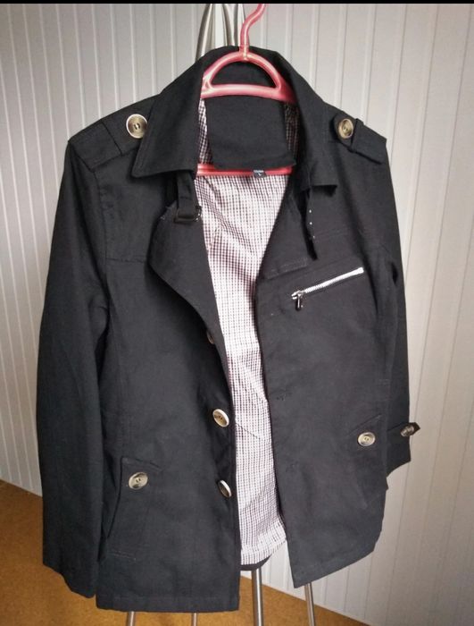 Haină primăvară culoare neagră - MODEL