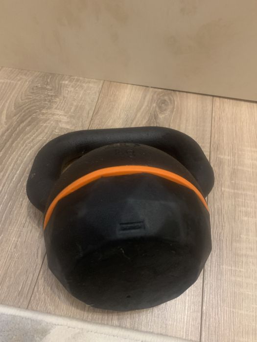 Гиря 16 кг от Декатлон