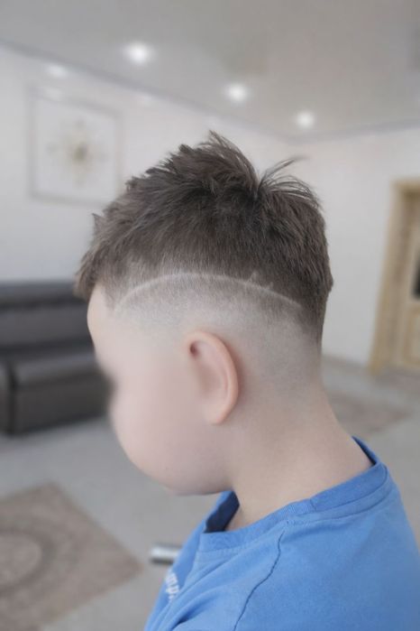 Услуги парикмахера и мастера маникюра